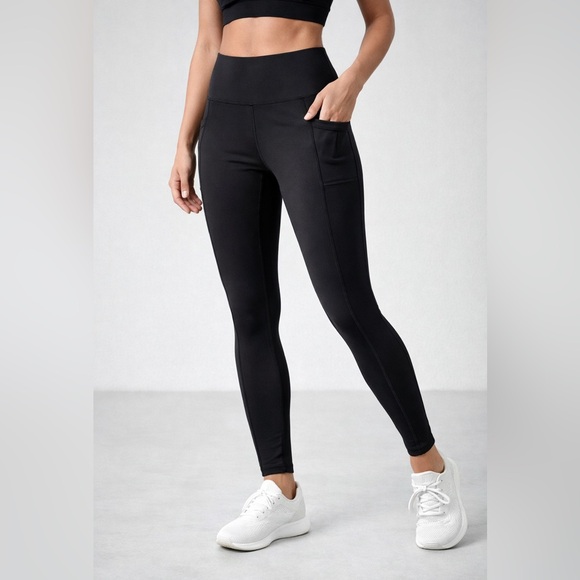 Yogalicious Pants - YOGALICIOUS LUX Black Cropped Leggings L High Rise Pockets